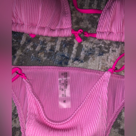 SHEIN bikini swimsuit - Picture 2 of 4